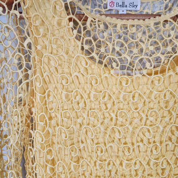 Yellow Swirl Crochet Lagenlook Cottage Long Sleeve Top - Picture 7 of 11